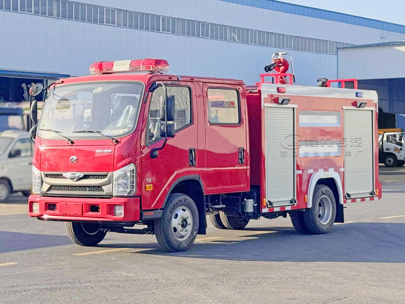福田時(shí)代水罐消防車_2.6噸水罐消防車